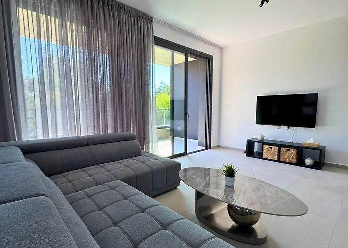 Ξενοδοχείο με διαμερίσματα Hypnos Park View 3*